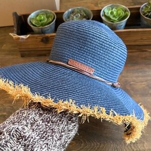 NWOT - Sperry Blue & Tan Sun Hat